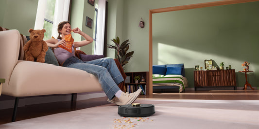 Beyond Specs: The Real User Experience Battle Between Vacuum Giants